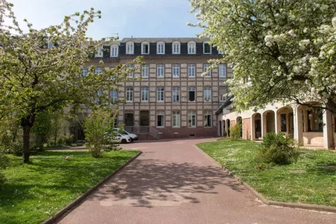 Façade de la DRA Normandie